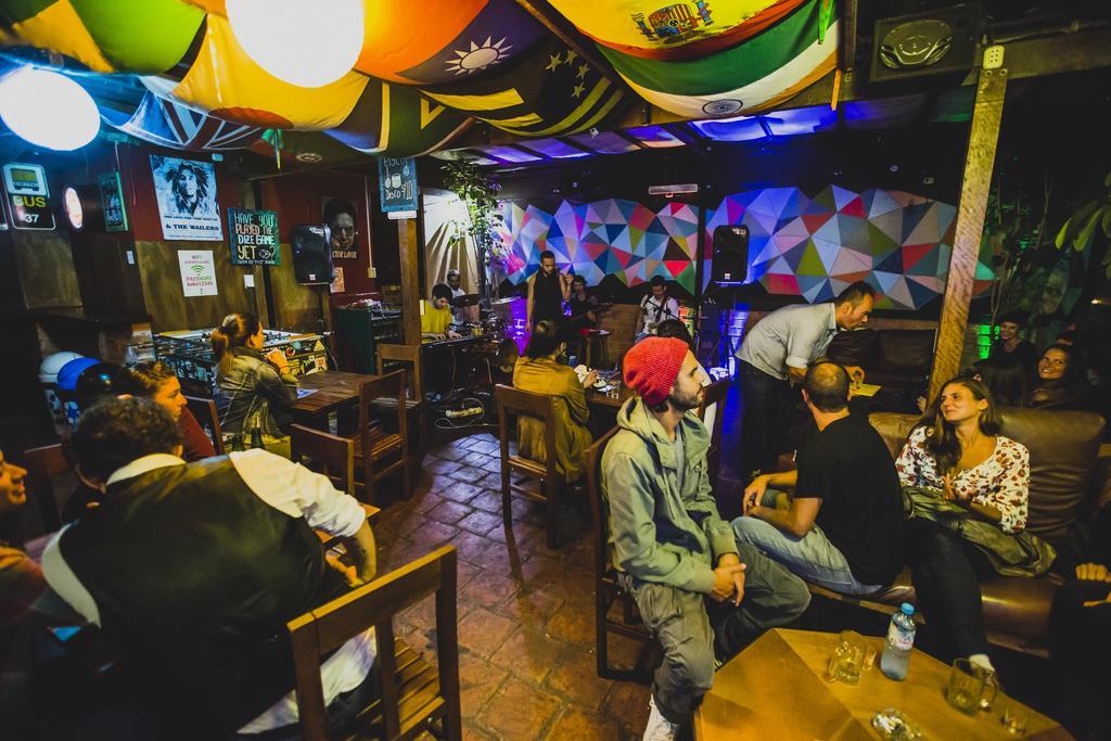 Hostel Kokopelli Nightlife - Mirafloresリマ エクステリア 写真